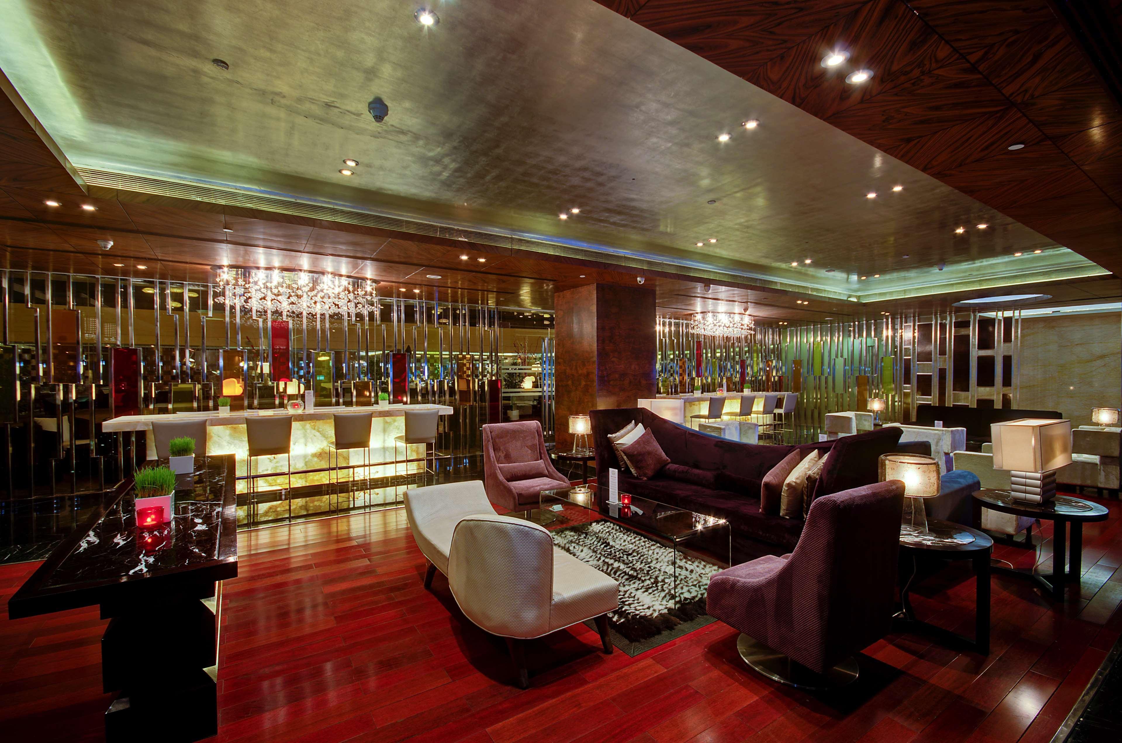 Radisson Blu Kaushambi Delhi Ncr Hotel Газиабад Екстериор снимка